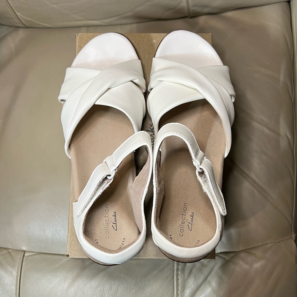 Clarks Loomis Chloe White Sandals